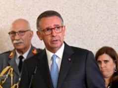 Il presidente socialista portoghese Seguro: “L’Europa non può restare dipendente dagli Stati Uniti” per la sua difesa