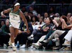 Il GM di Valkyries spiega le ragioni dietro il controverso commercio di Flau’jae Johnson