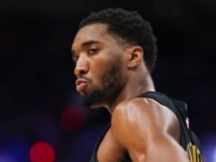 Il brutto crossover di Donovan Mitchell provoca spavento per l’infortunio di Tobias Harris