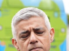 Il sindaco di Londra Sadiq Khan afferma che Trump è “ossessionato” da lui