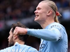 Il Manchester City ha battuto il Brentford per colmare il divario con l’Arsenal a due punti nella corsa al titolo