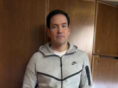 Marco Rubio, Bandito in Cina, Troll con la tuta di Maduro in viaggio verso Pechino