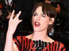 Kristen Stewart è stanca di fare film per “fottuti miliardari”, vuole mettere “Weird S**t” su YouTube