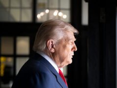 Trump suggerisce che l’accordo con l’Iran potrebbe essere vicino e mette in pausa il progetto Freedom
