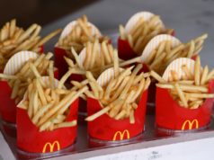 Verifica dei fatti: McDonald’s sta lanciando un abbonamento da $ 20 con patatine illimitate?