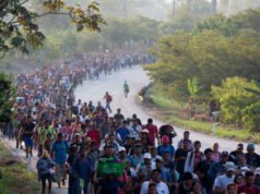 Un sondaggio dell’AP mostra l’allarme della maggioranza sull’impatto della migrazione sugli americani