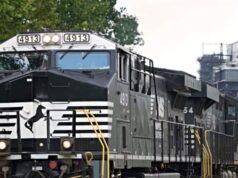 VIDEO — “L’impatto è stato pazzesco”: il camionista della Virginia Septic è gravemente ferito in un incidente ferroviario