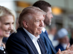 Trump risponde alla Corte Suprema della Virginia che boccia il piano democratico Gerrymander: “Enorme vittoria”