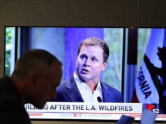 Il sindaco di Los Angeles Karen Bass si appiattisce con gli elettori mentre Spencer Pratt migliora