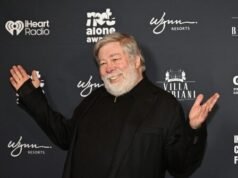 La leggenda di Apple Steve Wozniak guadagna applausi dicendo ai laureati “Avete l’intelligenza artificiale”.