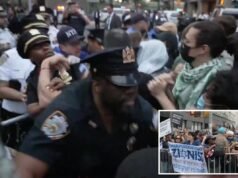 Una folla odiosa e anti-israeliana scende nella storica sinagoga di New York e si scontra con la polizia in una protesta caotica
