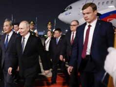 La Cina offre alla visita di Vladimir Putin il trattamento del tappeto rosso pochi giorni dopo il viaggio di Trump