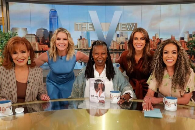 WHOOPI-GOLDBERG-SARA-HAINES-JOY-BEHAR-SUNNY-HOSTIN-ALYSSA-FARAH-GRIFFIN-the-view.jpg