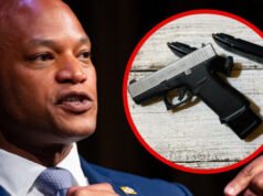 Il governatore del Maryland Wes Moore firma il divieto delle Glock in legge