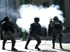 Si sentono esplosioni mentre i gruppi minerari organizzano una protesta antigovernativa in Bolivia