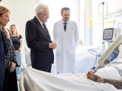I leader italiani visitano le vittime degli attacchi con auto e accoltellamenti a Modena
