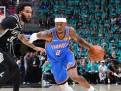 Gilgeous-Alexander guida i Thunder superando gli Spurs per 2-1 nei playoff NBA