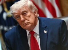 Il giudice americano respinge il blocco immediato dell’ordine esecutivo di voto per corrispondenza di Trump