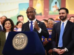 Quando si ribelleranno i contribuenti per l’oscena tragedia delle scuole di New York?