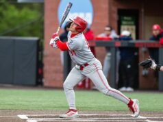 Il baseball di St. John ottiene un’emozionante vittoria sconvolgente sullo stato della Florida al decimo posto nella classifica regionale NCAA