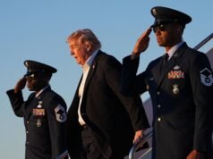 L’Iran avverte la Marina americana di stare alla larga da Hormuz dopo che Trump ha detto che l’America aiuterà le navi bloccate