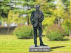Statua da 134.000 dollari per il controverso leader vittoriano sbattuta perché stonata