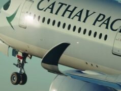 Dieci feriti dopo che l’aereo si è schiantato con turbolenza da Brisbane a Hong Kong