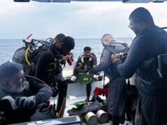 Subacqueo militare muore cercando i corpi di quattro italiani nella grotta sottomarina delle Maldive