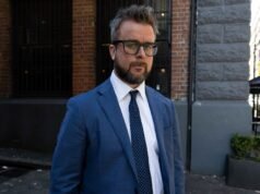 Il capo delle notizie della ABC lascia improvvisamente l’emittente dopo 19 anni
