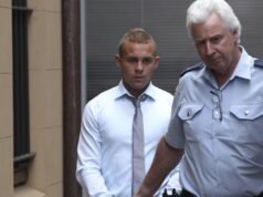 L’assassino con un pugno sfugge a ulteriori controlli fuori di prigione