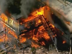 L’uomo accusato dopo il presunto incendio doloso ha distrutto tre case