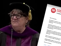 La cerimonia di laurea dell’università scoppia di fischi quando il personale ammette l’errore dell’intelligenza artificiale