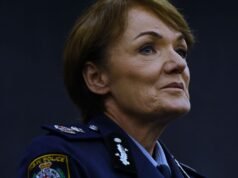 Alto poliziotto del NSW in pensione per guidare la revisione della protezione dei minori dopo la morte della ragazza del NT
