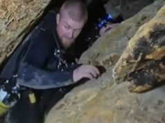 Un sub australiano è impegnato in un’operazione “piuttosto intensa” per liberare gli abitanti del villaggio intrappolati nella grotta del Laos