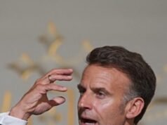 Macron mette in guardia contro le “false promesse” sui risarcimenti per la schiavitù