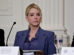 All’ex procuratore generale Pam Bondi è stato diagnosticato un cancro poco dopo essere stato licenziato da Trump: rapporto