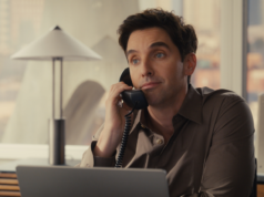 Paul W. Downs sul finale di “Hacks”: “Grandi risate e grandi sentimenti”