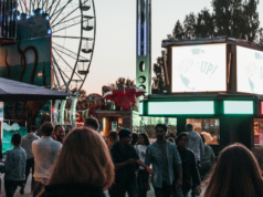 Il carnevale di raccolta fondi del New Jersey è stato chiuso dopo che adolescenti “ribelli” si sono scontrati con la polizia