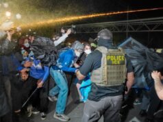 Sia i federali che il Partito Democratico devono affrontare la minaccia Antifa