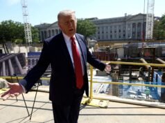 Trump rinnova la petizione per la sala da ballo della Casa Bianca, indicando una sparatoria nelle vicinanze