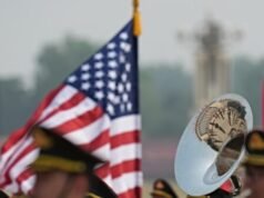 L’inno nazionale americano suonato durante la visita di Trump