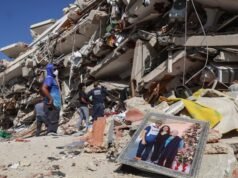 Queste case sono nate dalla rivoluzione socialista venezuelana. Adesso sono macerie