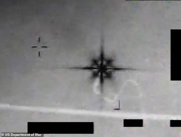 108475693-15868387-A_video_released_in_the_first_wave_of_UFO_files_appeared_to_show-m-4_1780423986495.jpg