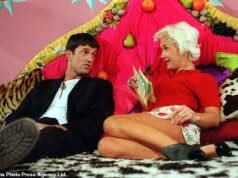La verità dietro la relazione segreta di sei anni del famoso gay Rupert Everett con la sposata Paula Yates, perché sta tirando fuori di nuovo l’argomento… e perché le sue figlie ferocemente protettive saranno così sconvolte