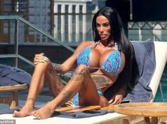 Katie Price sembra disperata mentre si stringe a prendere il sole nel suo minuscolo bikini prima di intraprendere la missione per liberare suo marito Lee Andrews dalla prigione