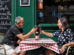 L’iconico ristorante londinese Le Garrick riporta i suoi prezzi al 1986 per celebrare il 40° anniversario, ma solo per un giorno