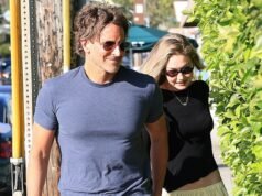 Bradley Cooper, 51 anni, sembra sorprendentemente giovane accanto alla fidanzata Gigi Hadid, 31 anni, durante una rara gita all’hotspot di Los Angeles