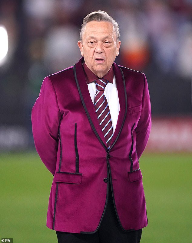 109208475-15890059-West_Ham_co_owner_David_Sullivan_has_been_accused_of_abusing_a_n-a-1_1781125146655.jpg