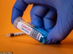 Annunciato un nuovo “vaccino preventivo” per le persone ad alto rischio di cancro all’intestino e alle ovaie, che in futuro potrebbe essere esteso ad altre forme della malattia