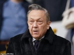 David Sullivan è stato bandito dalle partite femminili e accademiche del West Ham United dal 2023, emerge, tra accuse storiche e indagini della FA